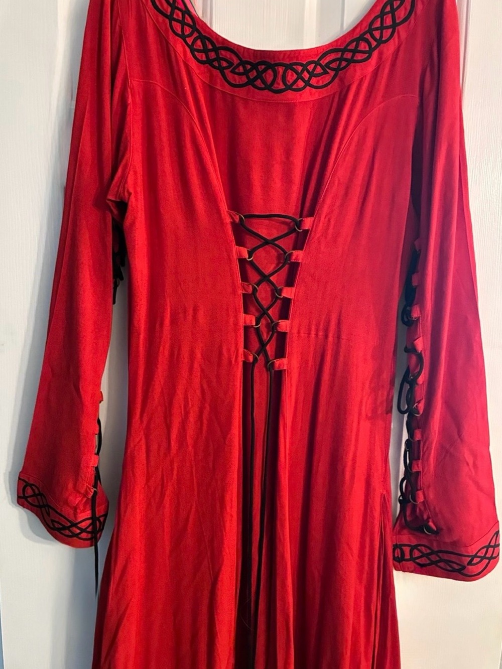 Retired beautiful Merida holy in poppy red rare  for dresses right now ties on a